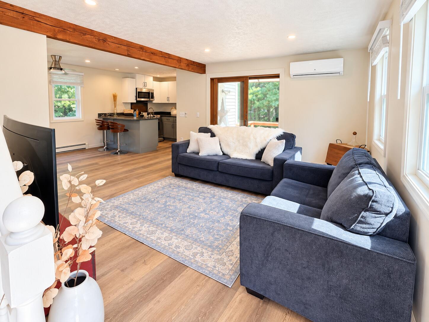 233 Pinecrest Beach Drive Teaticket MA 02536