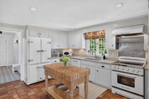 141 Point Hill Road Barnstable MA 02668