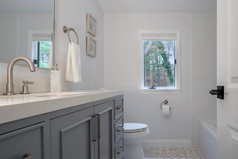 7 Blue Fin Mashpee MA 02649