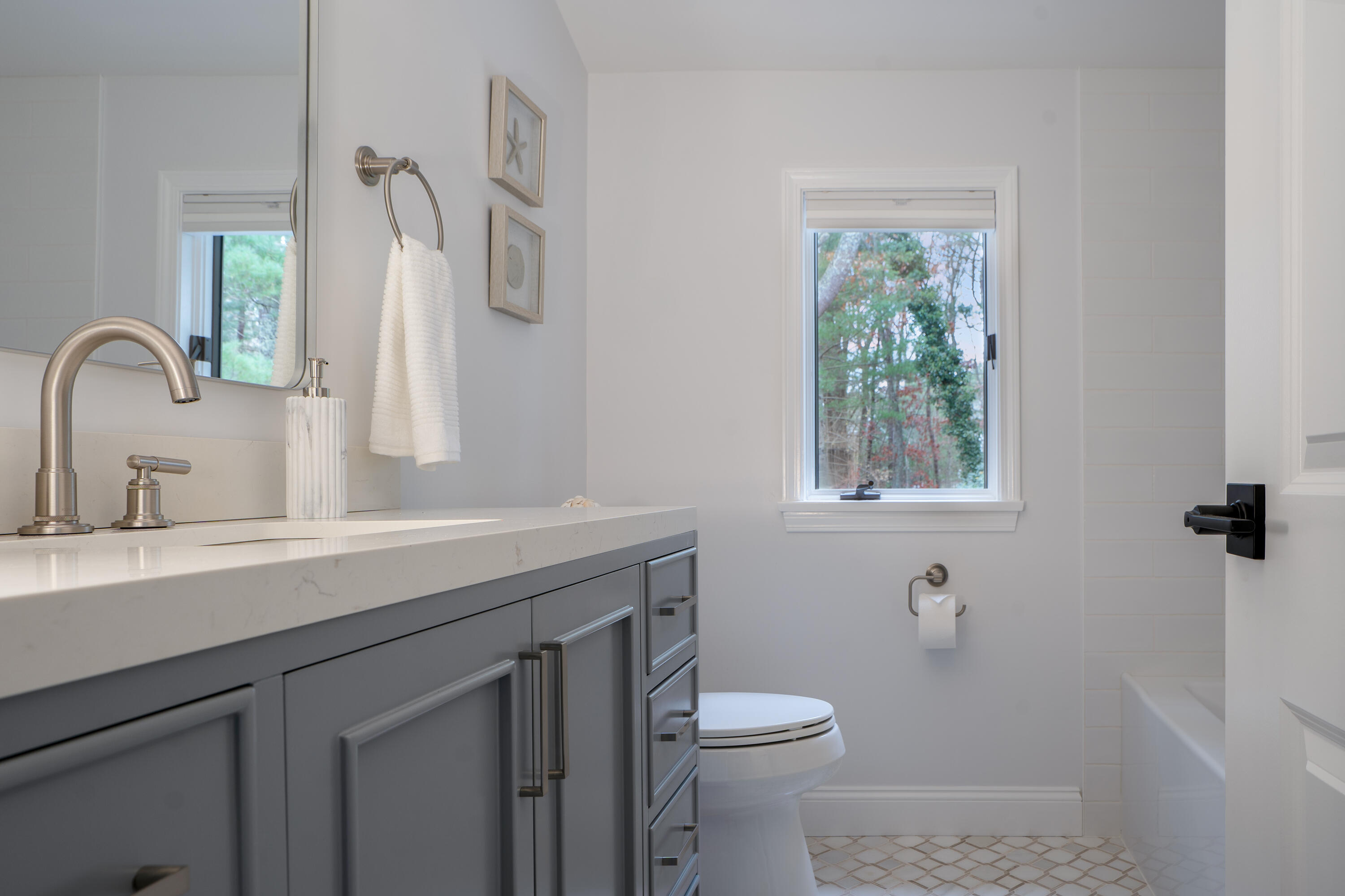 7 Blue Fin Mashpee MA 02649