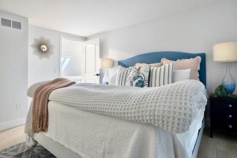 7 Blue Fin Mashpee MA 02649