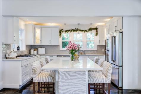 2400 Meetinghouse Way Barnstable MA 02668