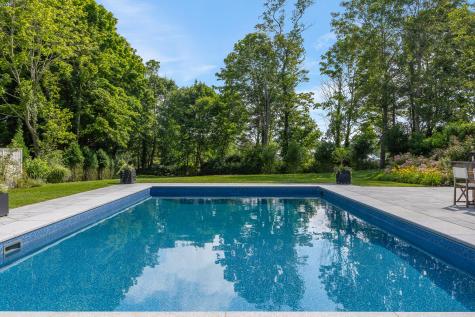 2400 Meetinghouse Way Barnstable MA 02668