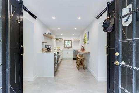 2400 Meetinghouse Way Barnstable MA 02668