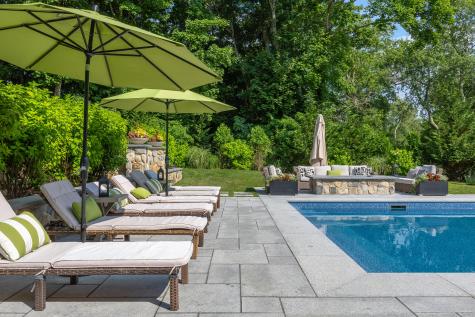 2400 Meetinghouse Way Barnstable MA 02668