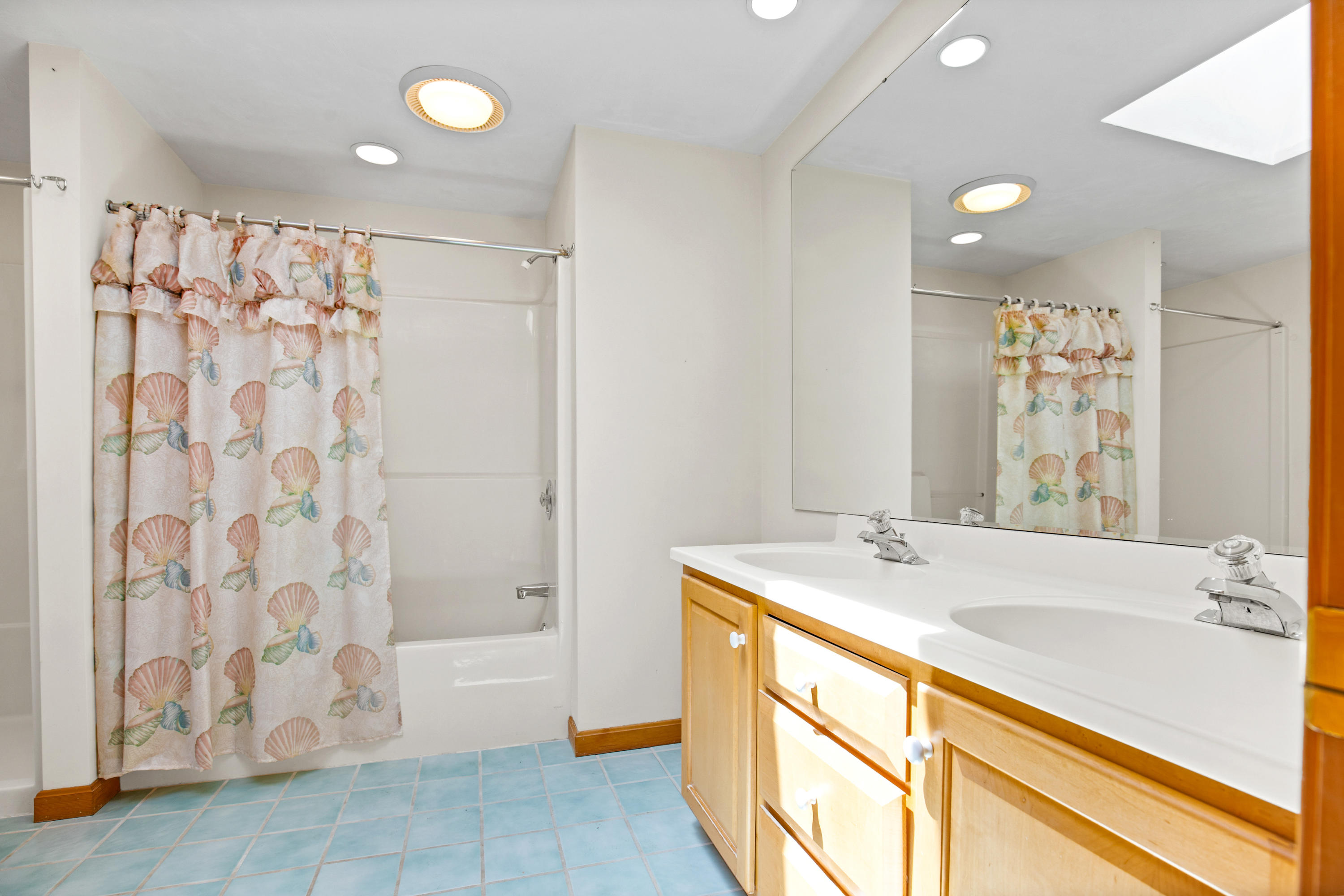 97 Long Road Harwich MA 02645