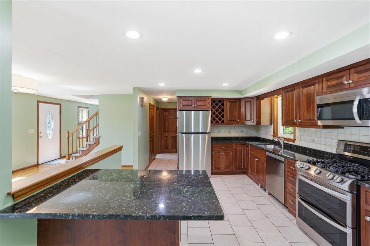 36 Kirk Circle Plymouth MA 02360
