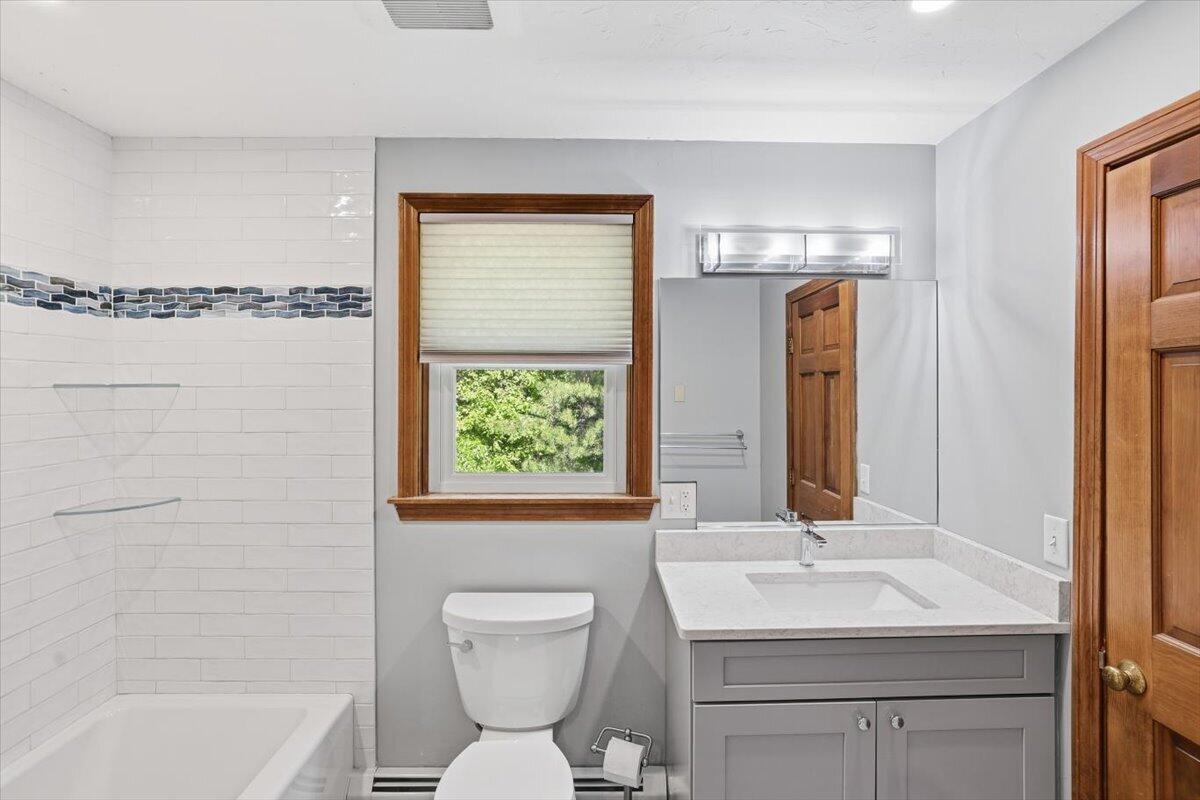 36 Kirk Circle Plymouth MA 02360
