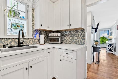 7 Hill Wood Way Sandwich MA 02537