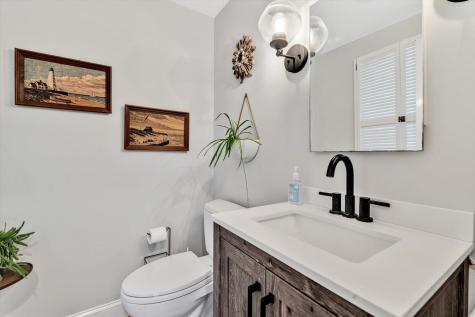7 Hill Wood Way Sandwich MA 02537
