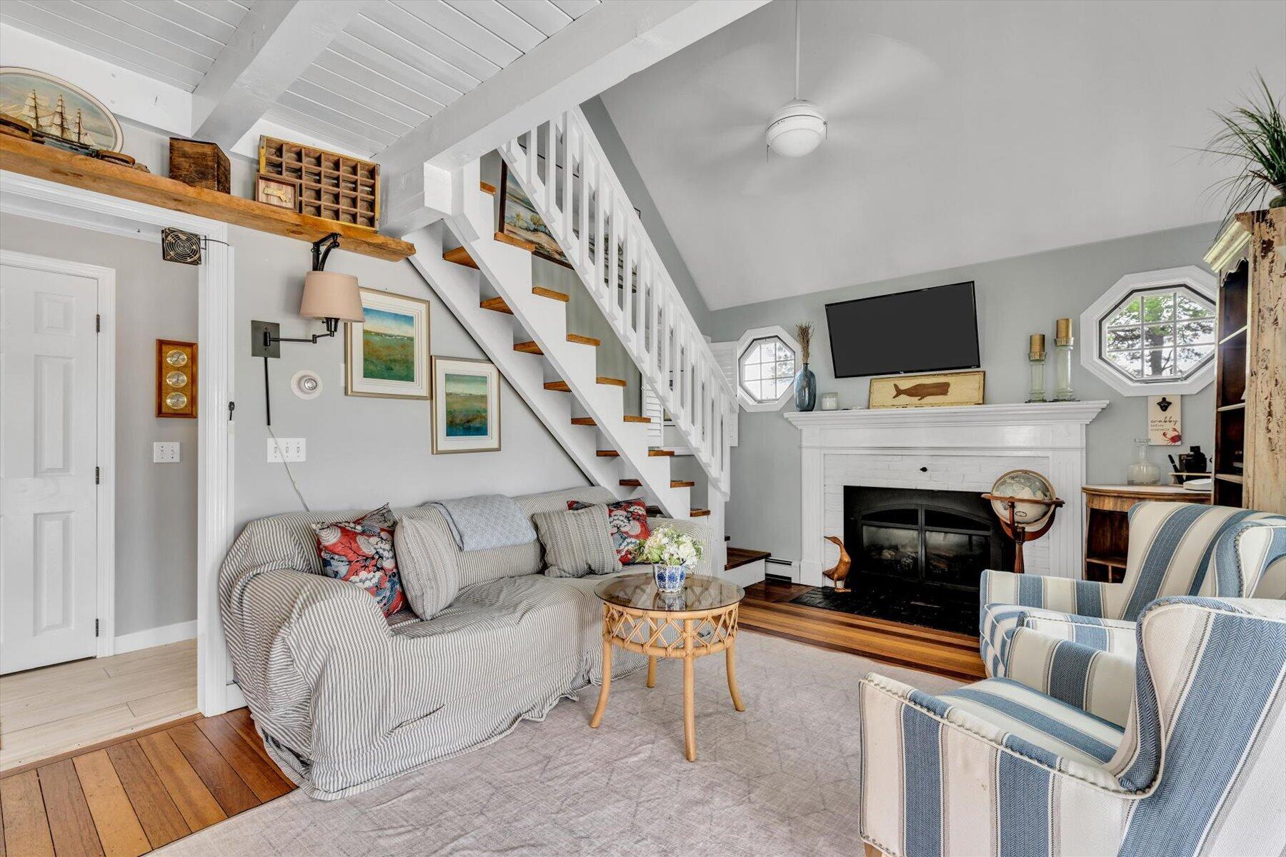 7 Hill Wood Way Sandwich MA 02537