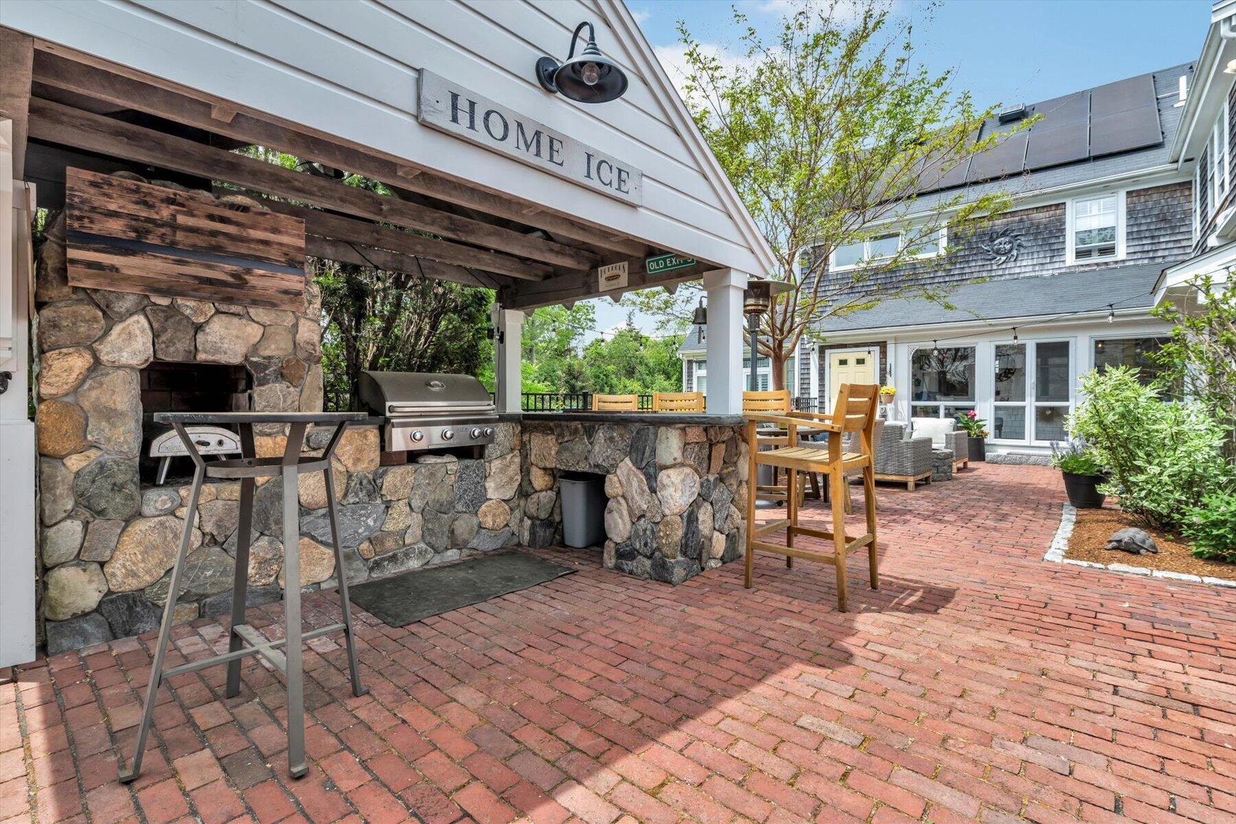 7 Hill Wood Way Sandwich MA 02537