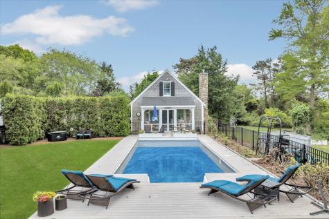7 Hill Wood Way Sandwich MA 02537