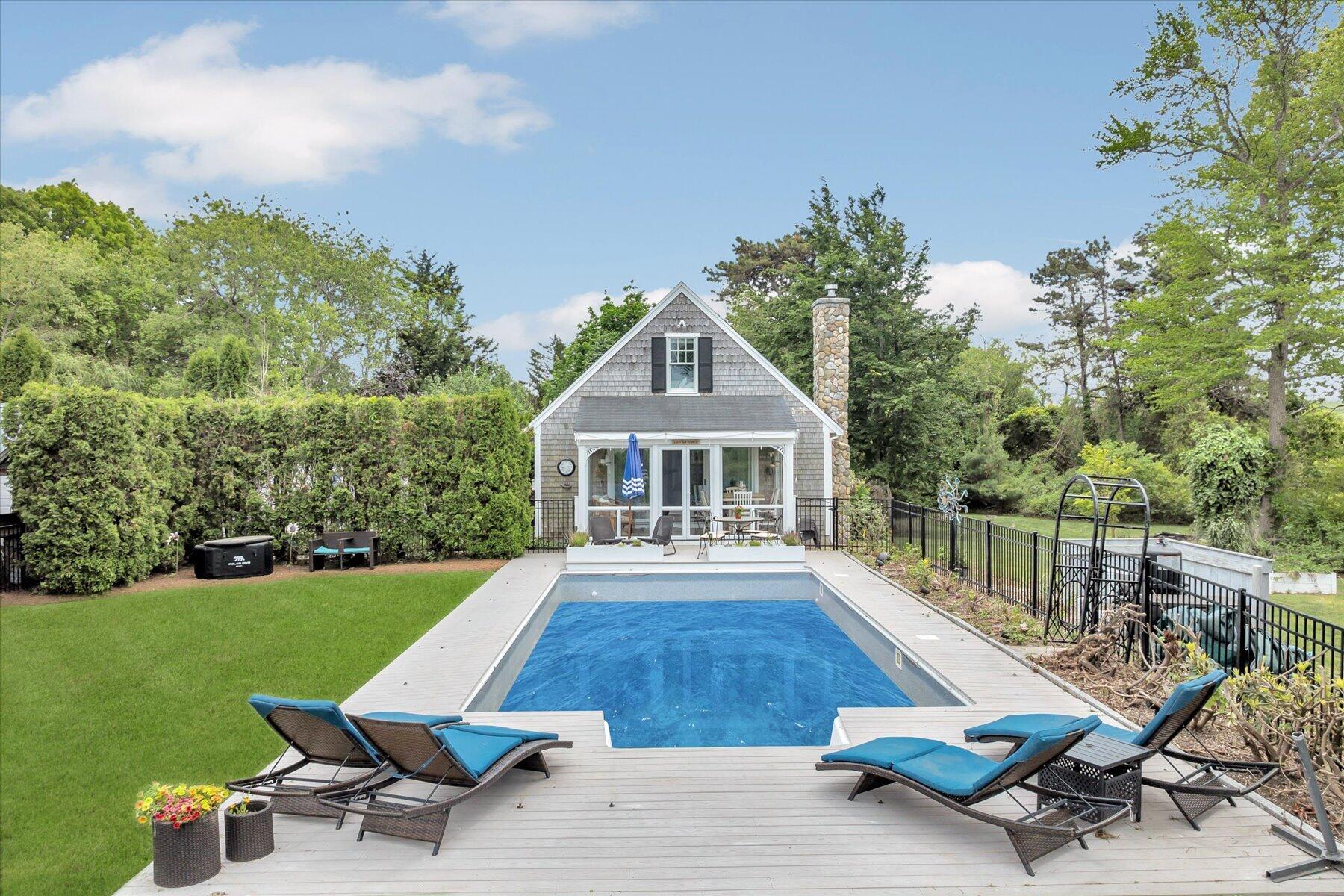 7 Hill Wood Way Sandwich MA 02537
