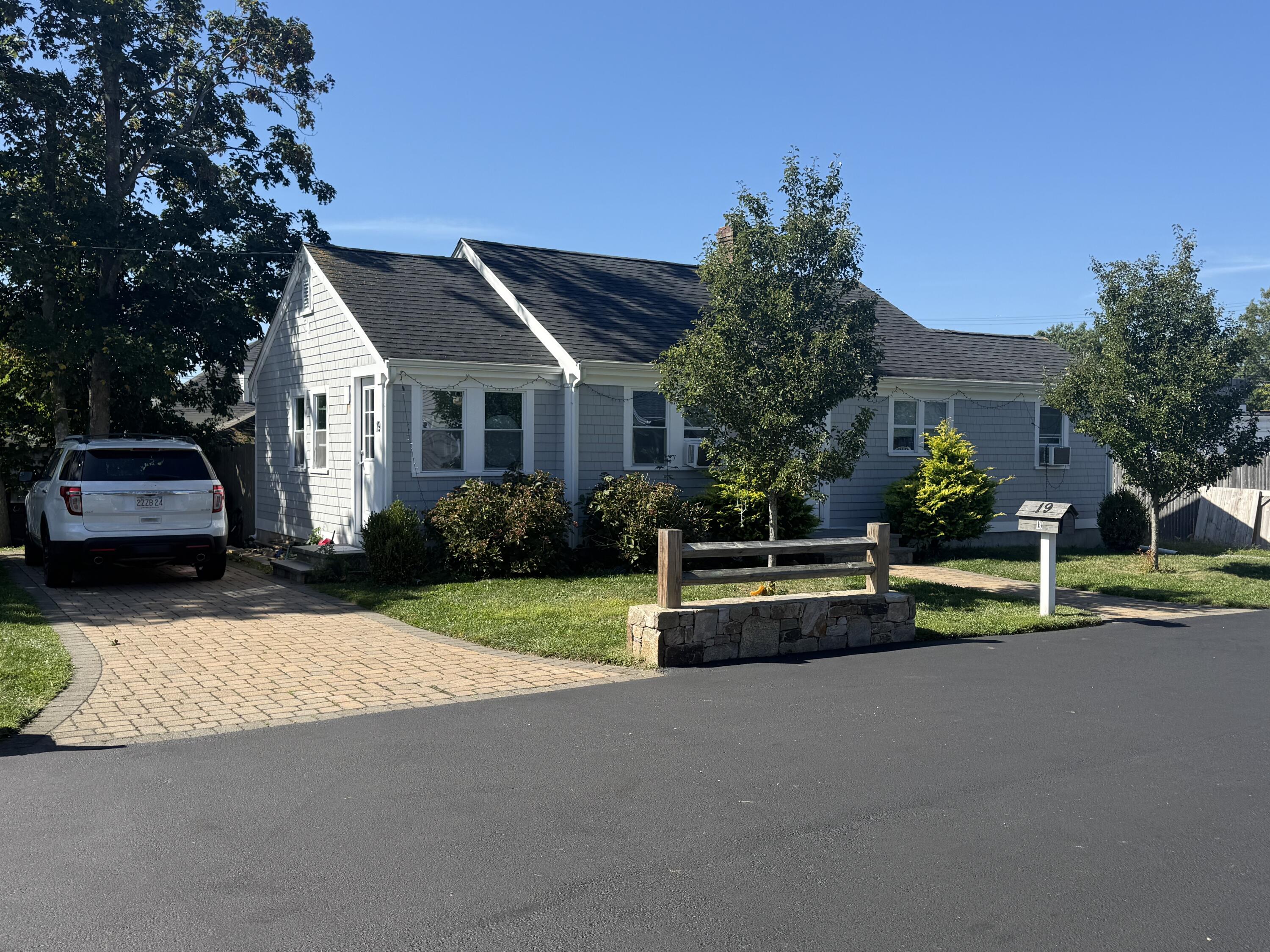 19 Spring St Street Barnstable MA 02601