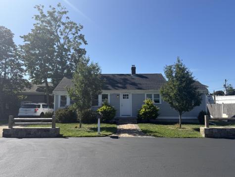 19 Spring St Street Barnstable MA 02601