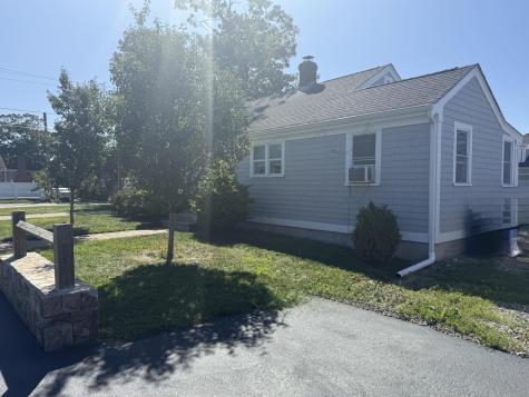 19 Spring St Street Barnstable MA 02601