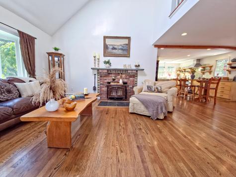 61 Wintergreen Road Mashpee MA 02649