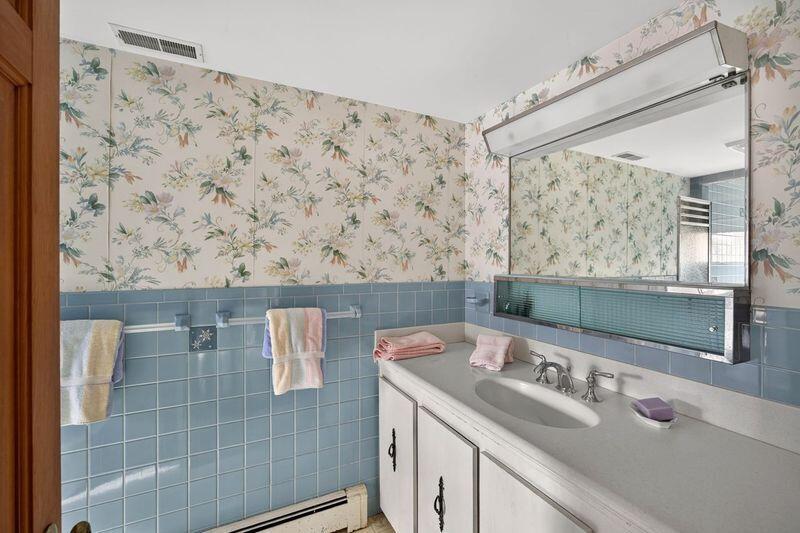 48 Glover Square Chatham MA 02633