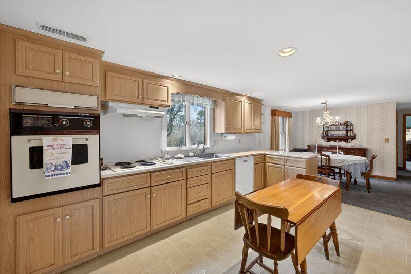 48 Glover Square Chatham MA 02633