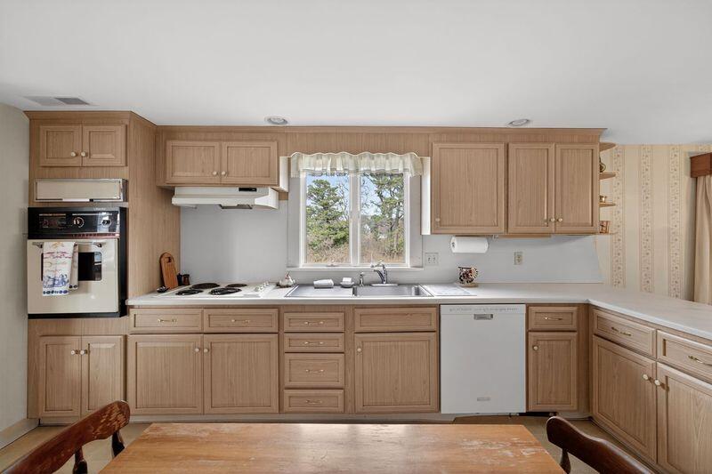 48 Glover Square Chatham MA 02633