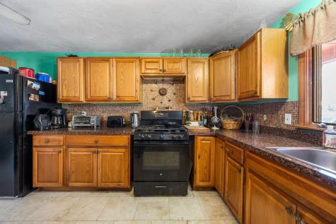 24 Widow Coombs Walk Sandwich MA 02563