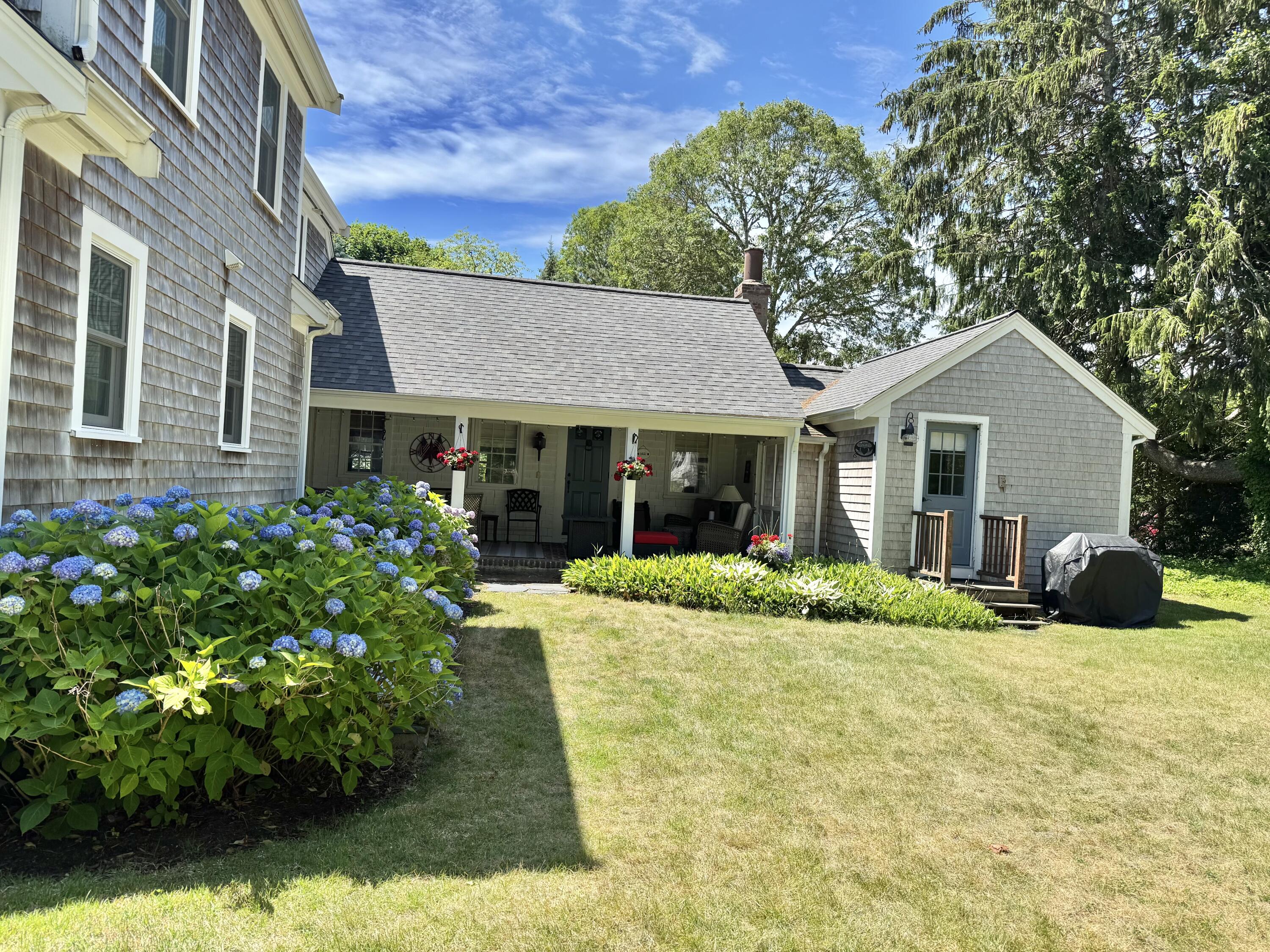 11 Willow Lane Yarmouth MA 02664