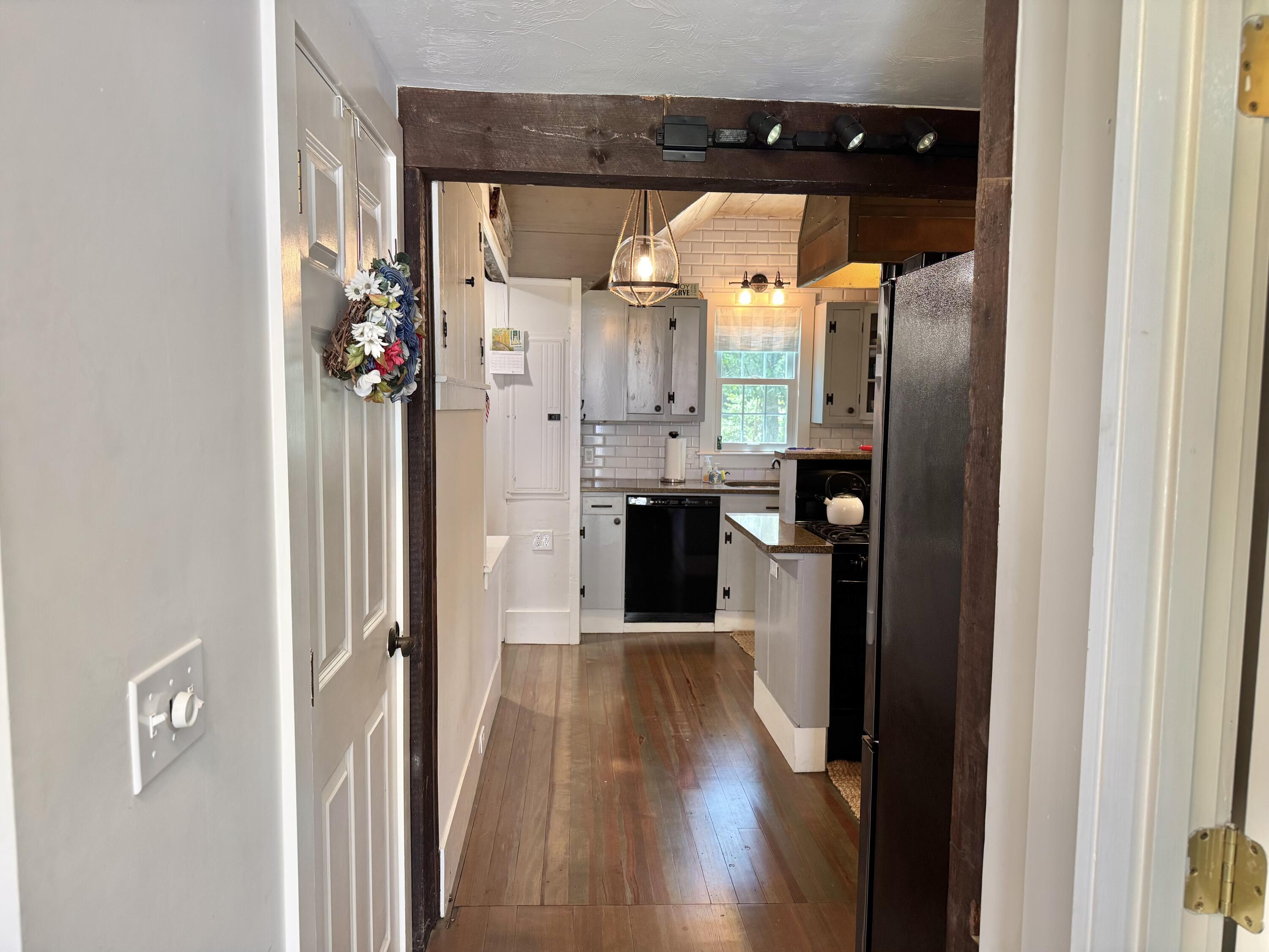 11 Willow Lane Yarmouth MA 02664