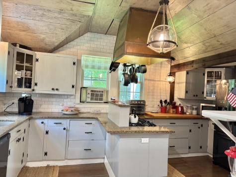 11 Willow Lane Yarmouth MA 02664