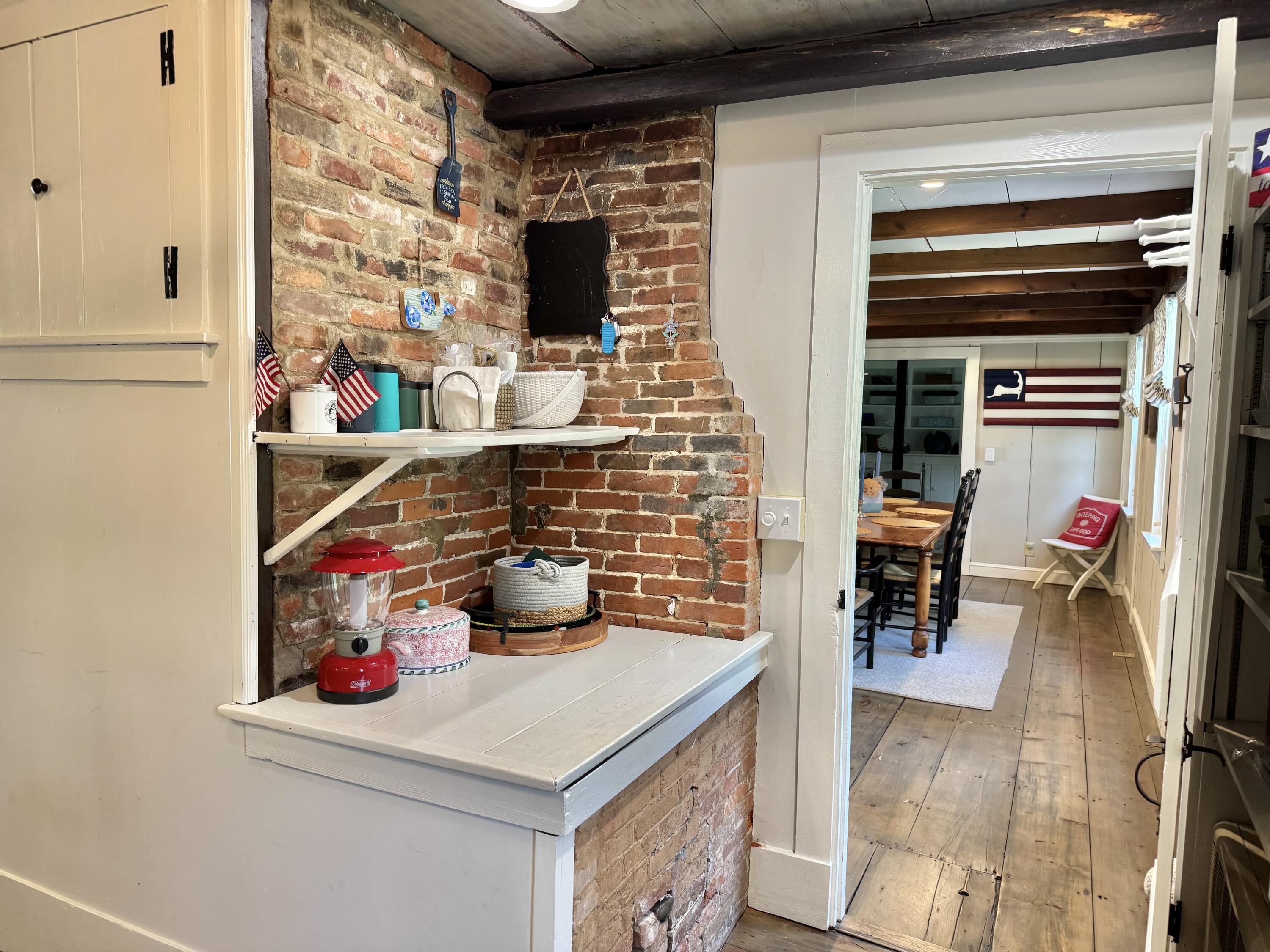 11 Willow Lane Yarmouth MA 02664