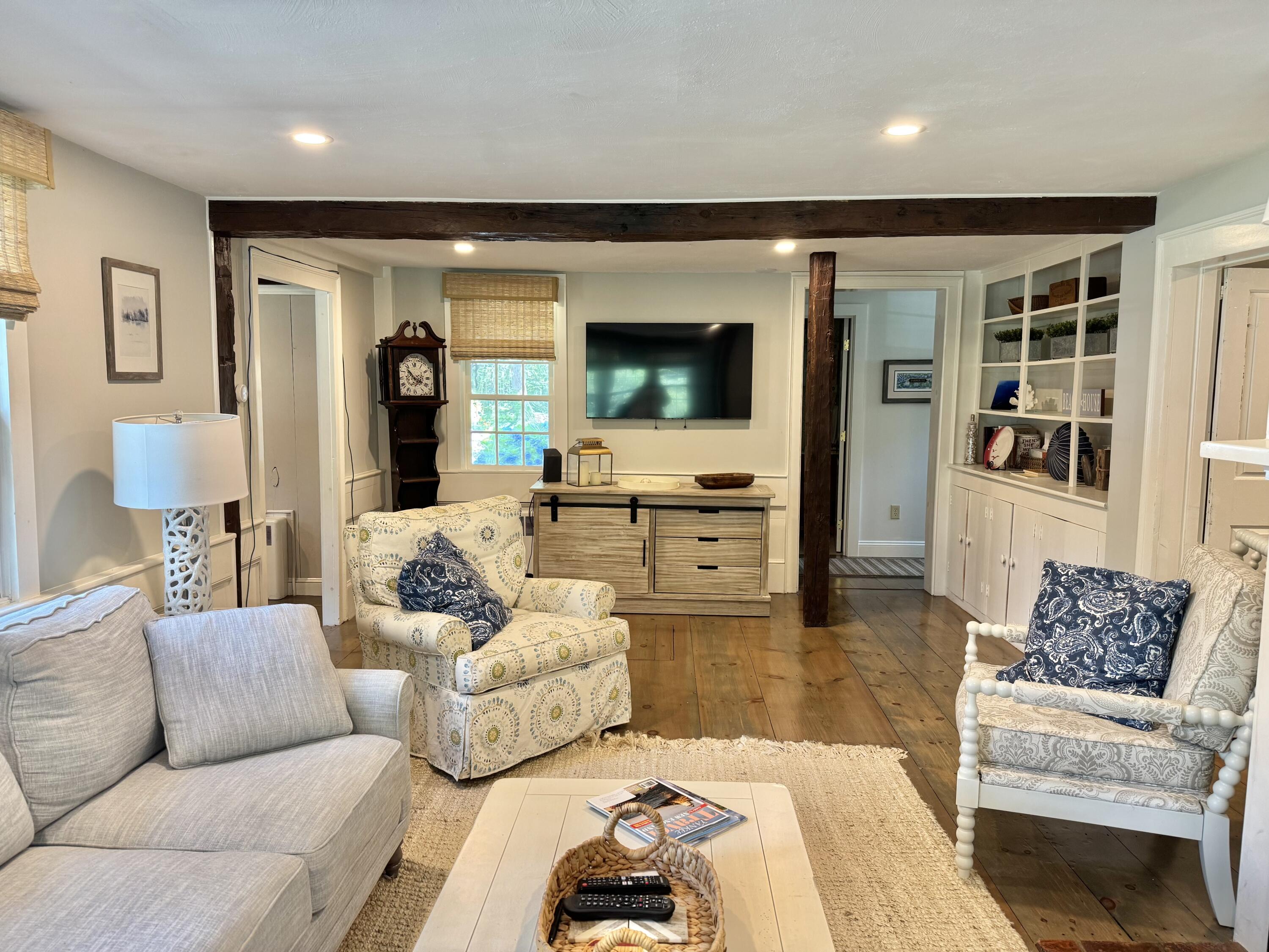 11 Willow Lane Yarmouth MA 02664