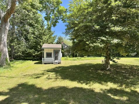 11 Willow Lane Yarmouth MA 02664