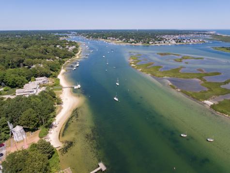 11 Willow Lane Yarmouth MA 02664