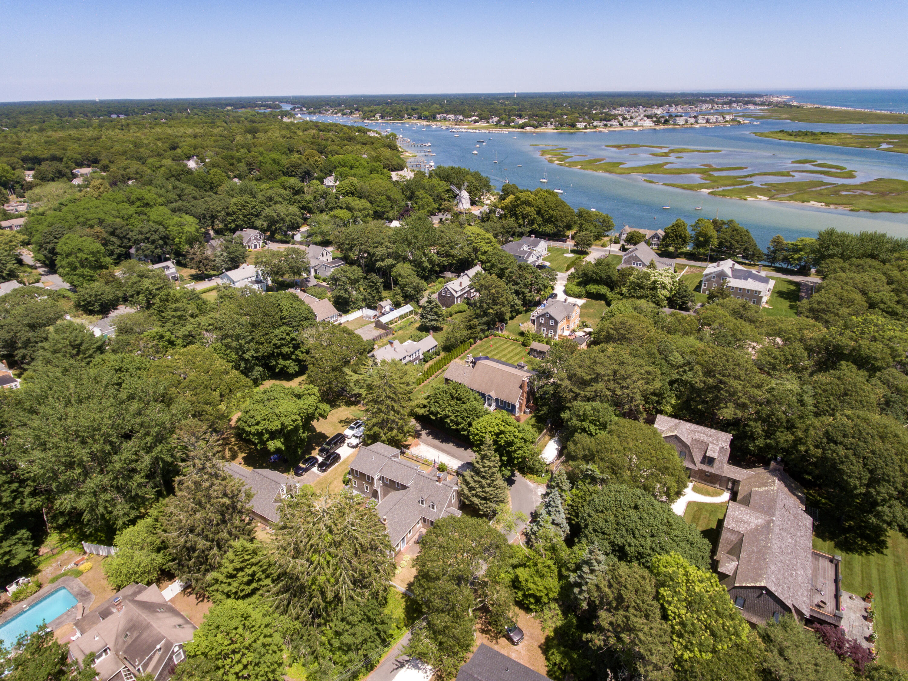 11 Willow Lane Yarmouth MA 02664