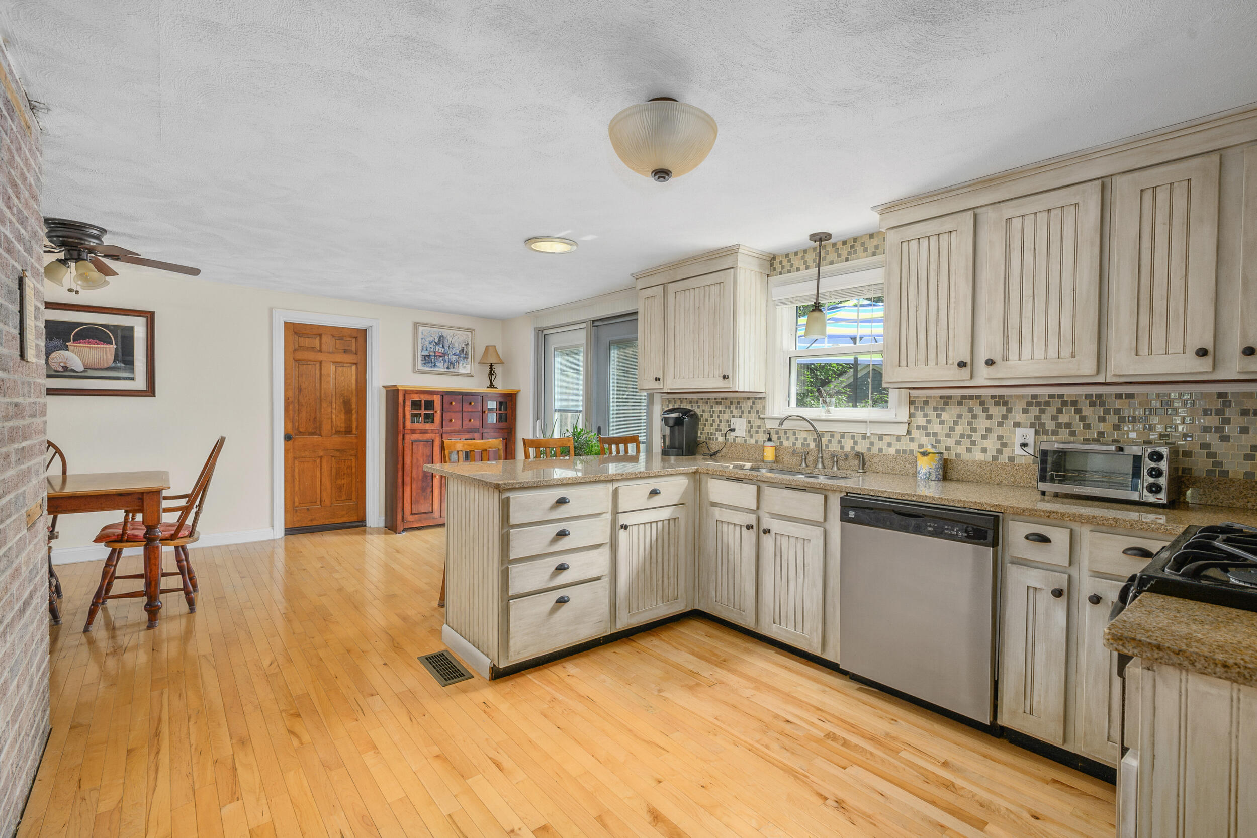 23 Long Road Harwich MA 02645