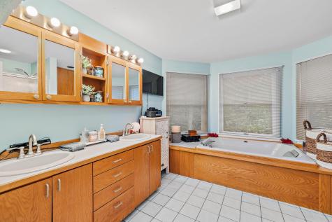 37 Rydal Mount Drive Falmouth MA 02540