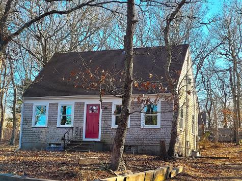14 S Yarmouth Road Dennis MA 02638