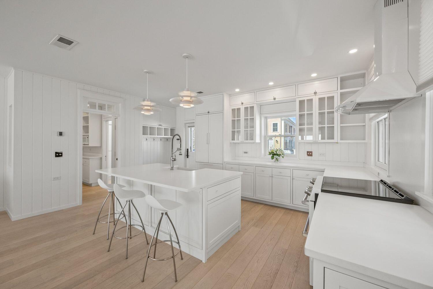 613 Commercial Street Provincetown MA 02657