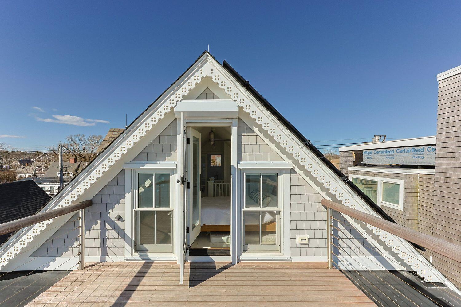 613 Commercial Street Provincetown MA 02657