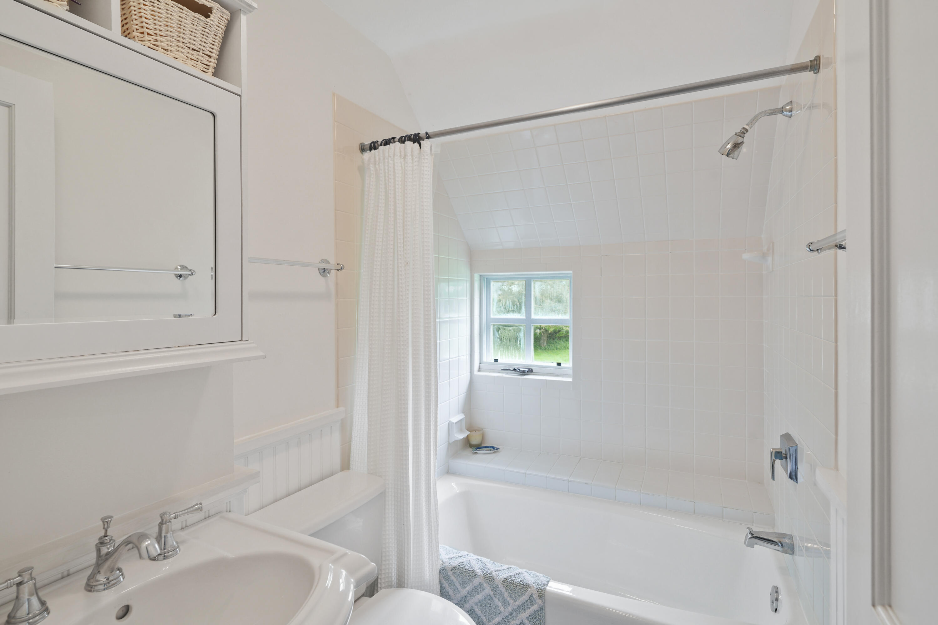 20 James Pond Way West Tisbury MA 02575