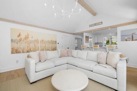 59 Mashie Circle Mashpee MA 02649