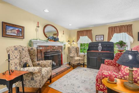 19 Settler's Trace Eastham MA 02642