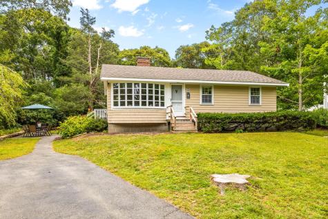 23 Santuit Road North Falmouth MA 02556