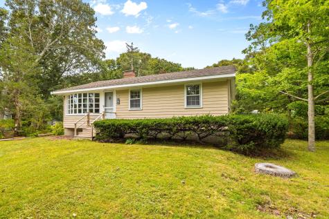 23 Santuit Road North Falmouth MA 02556