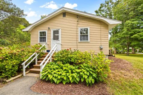 23 Santuit Road North Falmouth MA 02556