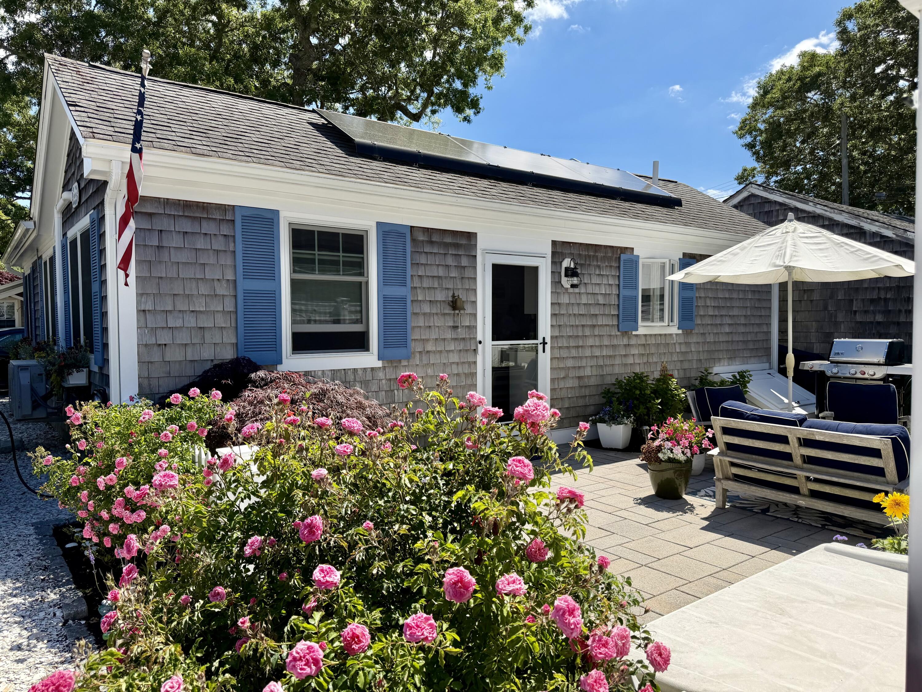 6 Pleasant Avenue Harwich MA 02646