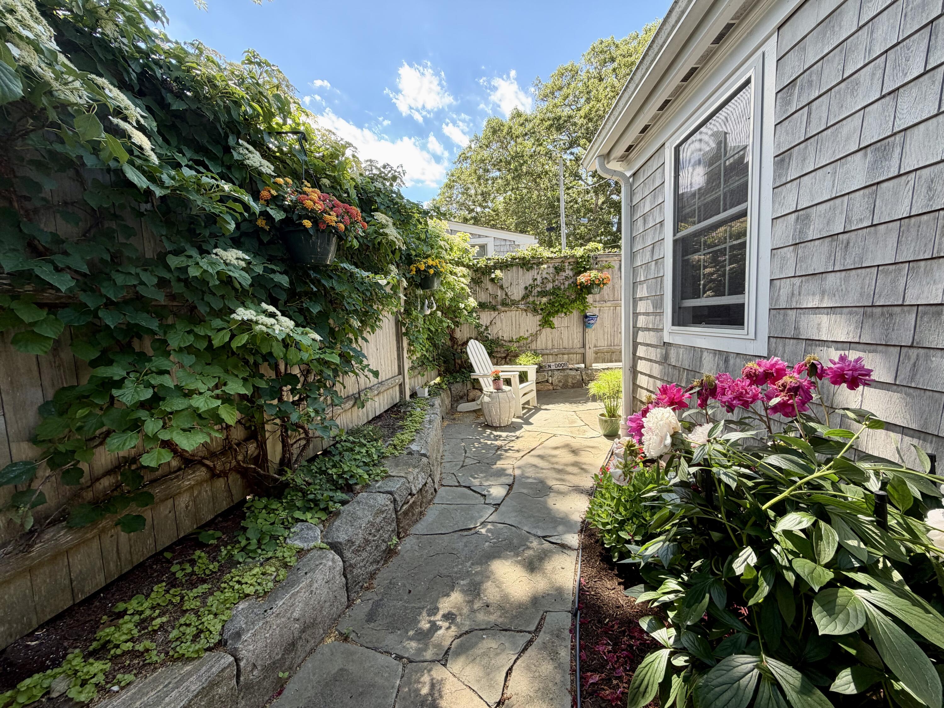6 Pleasant Avenue Harwich MA 02646
