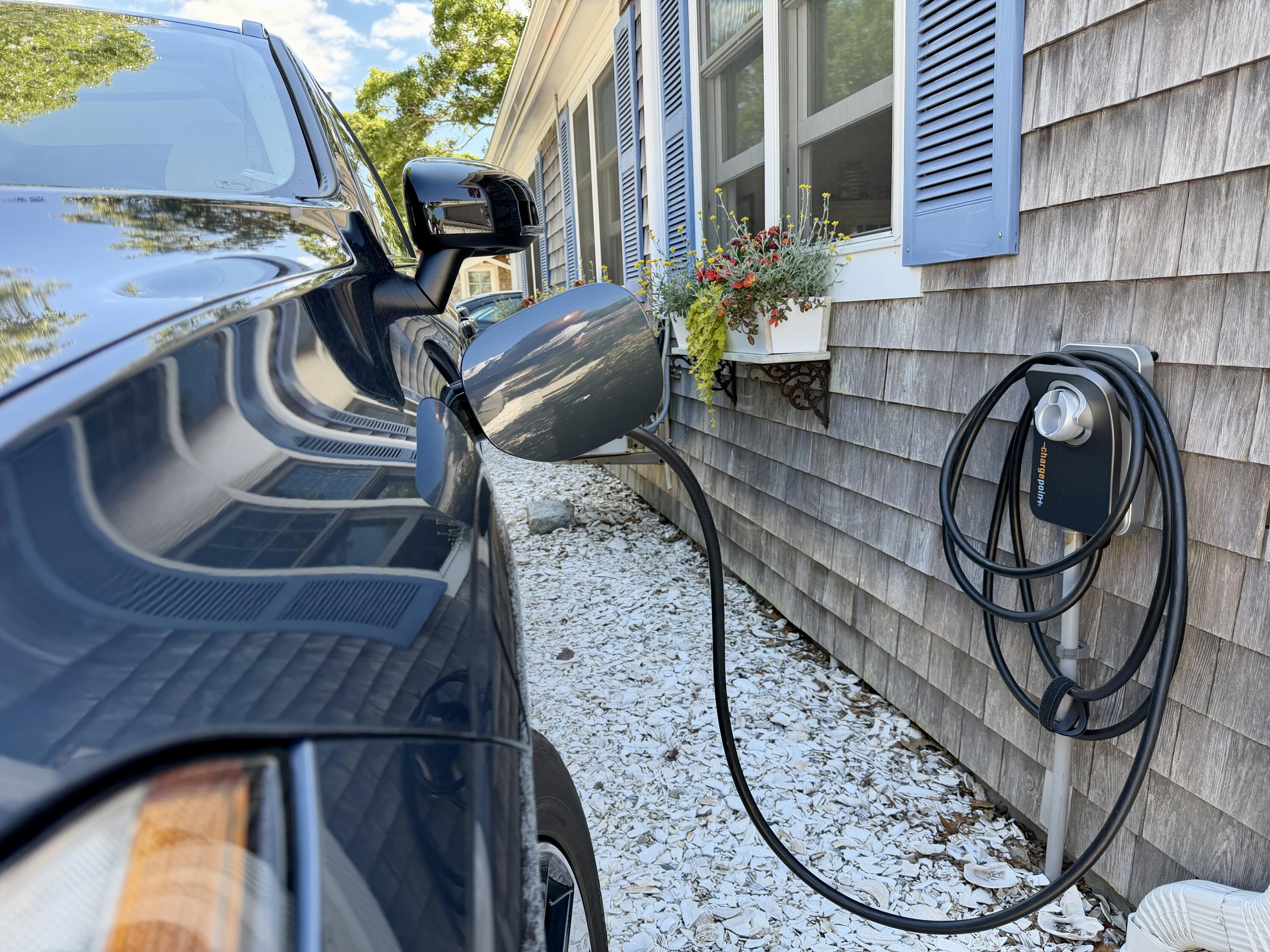 6 Pleasant Avenue Harwich MA 02646