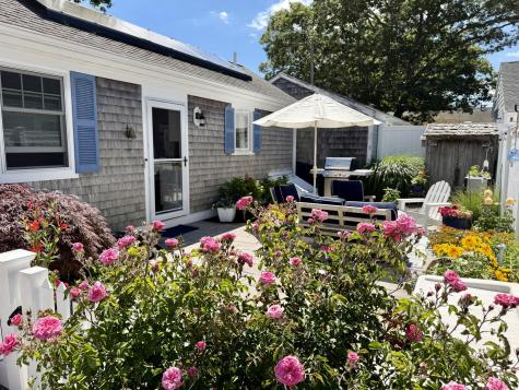 6 Pleasant Avenue Harwich MA 02646