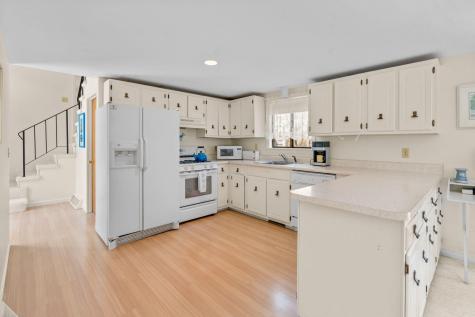 213 Fells Pond Road Mashpee MA 02649